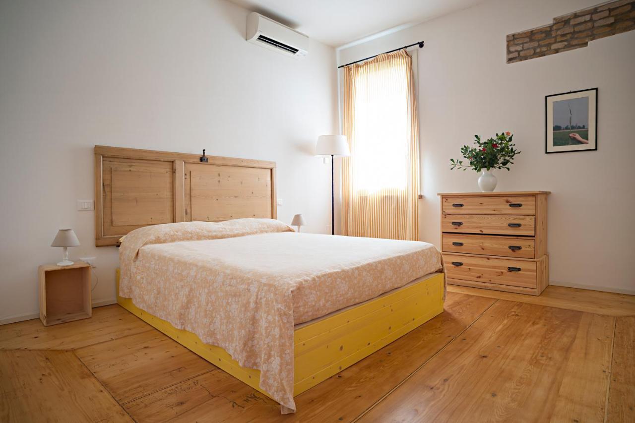 Agriturismo Lecolombare Nogarole Rocca Buitenkant foto